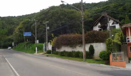 TERRENO COM 31.000M² LAGOA DA CONCEIÇÃO/ PRAIA MOLE  - LO714