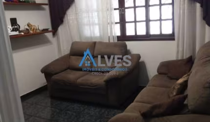 Sobrado 3 dorms com 1  suíte  e 2 vagas  -  Jardim Santo Ignacio SBC