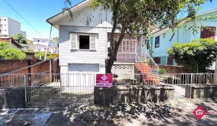 Terreno para Venda - 330m², 0 dormitórios, Cruzeiro