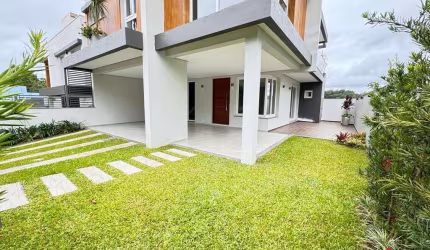 Casa para Venda - 232.19m², 3 dormitórios, sendo 3 suites, 4 vagas - Colina Sorriso