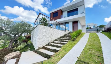 Casa em Condominio para Venda - 417m², 3 dormitórios, sendo 3 suites, 3 vagas - Nossa Senhora da Saú