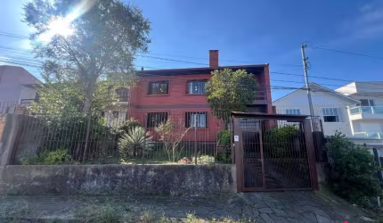 Casa com 5 quartos à venda na Rua Padre Nóbrega, 243, Rio Branco, Caxias do Sul por R$ 658.000
