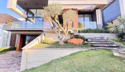 Casa em Condominio para Venda - 400m², 5 dormitórios, sendo 5 suites, 4 vagas - Nossa Senhora da Saú