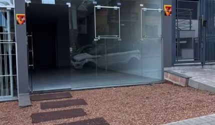 Sala comercial à venda na Padre Ambrósio Andreazza, 63, Cruzeiro, Caxias do Sul por R$ 412.000