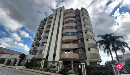 Apartamento com 3 quartos à venda na Rua Lourenço Pergher, 317, Panazzolo, Caxias do Sul por R$ 770.000
