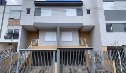 Sobrado para Venda - 118.76m², 3 dormitórios, sendo 1 suites, 2 vagas - Colina Sorriso III