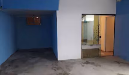 Casa 3 dorms. com edícula no Jardim Maria Eugênia