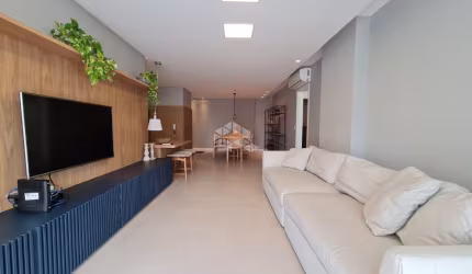 APARTAMENTO COM 3 QUARTOS SENDO 1 SUÍTE 2 VAGAS DE GARAGEM NO BAIRRO AGRONÔMICA EM FLOIRANÓPOLIS/SC