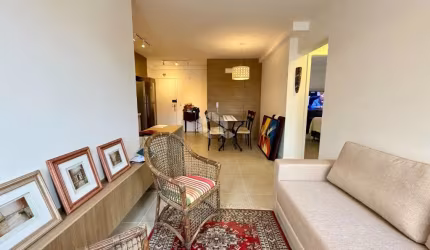 APARTAMENTO DE 2 QUARTOS COM 1 SUÍTE E 1 VAGA DE GARAGEM NA CARVOEIRA EM FLORIANÓPOLIS/SC