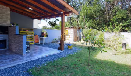 Casa com 2 quartos à venda na 1860 (jabotipê), 729, Rio Gracioso, Itapoá por R$ 350.000