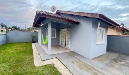 Casa com 2 quartos à venda na 2010 Curitiba, 776, Bamerindus, Itapoá por R$ 330.000