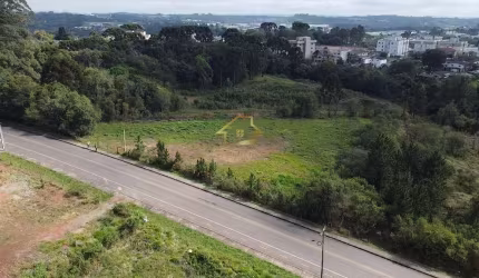 TERRENO EM ÓTIMA LOCALIZAÇÃO NO CENTRO DE QUATRO BARRAS