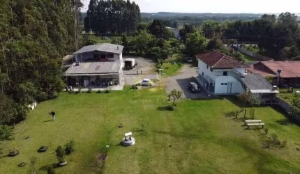 QUATRO APARTAMENTOS + AMPLO TERRENO NO JARDIM DAS ACÁCIAS