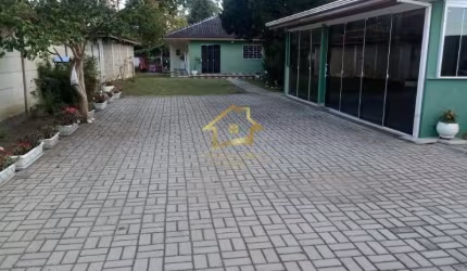 LINDA RESIDÊNCIA EM QUATRO BARRAS