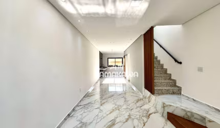 Sobrado com 3 dormitórios à venda, 140 m² por R$ 990.000,00 - Vila Carrão - São Paulo/SP