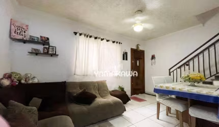 Sobrado com 3 dormitórios à venda, 300 m² por R$ 425.000,00 - Itaquera - São Paulo/SP