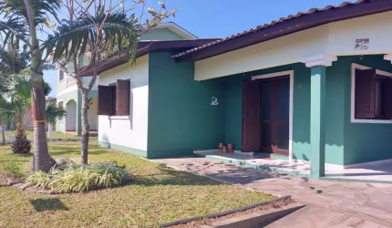 Casa 03 Dorm à venda no Bairro NOVO CURUMIM - 1 vaga de garagem