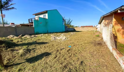 TERRENO à venda no Bairro JARDIM BEIRA MAR