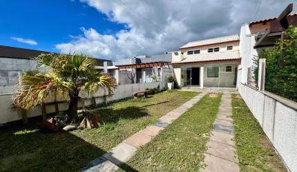 Sobrado 03 Dorm à venda no Bairro CAPÃO NOVO com 100 m² de área privativa