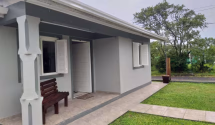 Casa 02 Dorm à venda no Bairro ARROIO TEIXEIRA com 116 m² de área privativa - 2 vagas de garagem