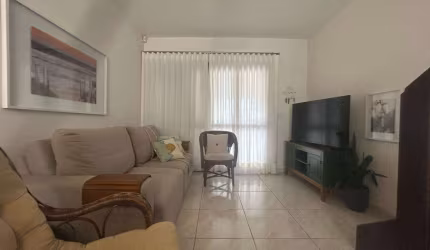 Sobrado 02 Dorm à venda no Bairro CAPÃO NOVO com 74 m² de área privativa - 3 vagas de garagem