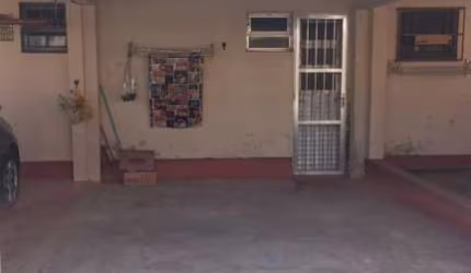 Sobrado 02 Dorm à venda no Bairro CAPÃO NOVO com 73 m² de área privativa - 1 vaga de garagem