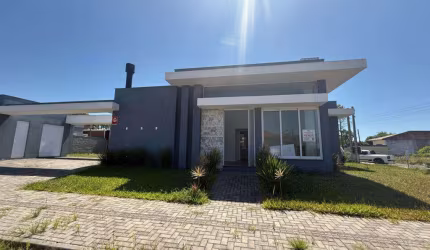 Casa 03 Dorm à venda no Bairro CAPÃO NOVO com 95 m² de área privativa - 2 vagas de garagem