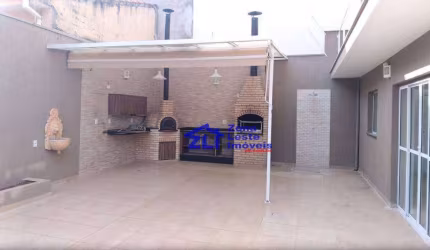 Casa com 3 dormitórios à venda, 250 m² por R$ 2.700.000,00 - Jardim das Laranjeiras - São Paulo/SP