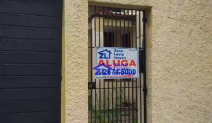 Casa térrea com 2 dormitórios a menos de 500 metros do metro Vila Prudente