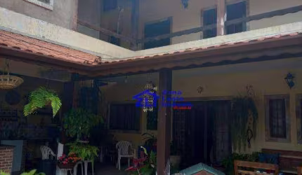 Casa com 6 dormitórios à venda, 250 m² por R$ 750.000,00 - Vila Suarão - Itanhaém/SP