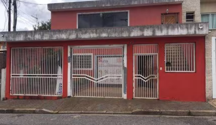 Sobrado com piscina
