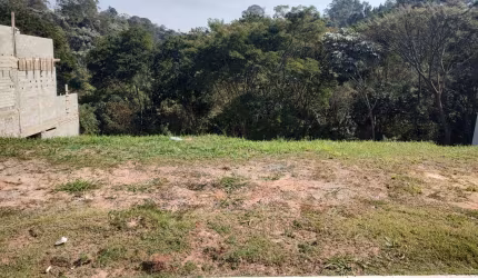 Terreno para venda com 302m² no condomínio Mosaico da Serra em Mogi das Cruzes