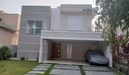 Sobrado para venda com 3 dormitórios e piscina no Condomínio Veredas em Mogi.