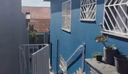Casa para venda com 2 dormitórios na Vila Lavínia em Mogi das Cruzes
