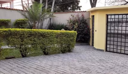 Casa térrea a venda com 3 dormitórios na Vila Lavínia em Mogi das Cruzes