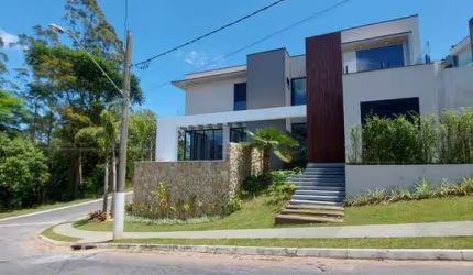 Casa nova para venda 4 suítes e piscina no Mosaico da Serra em Mogi das Cruzes