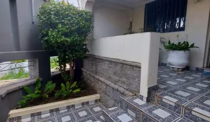 Casa comercial de esquina para venda no centro de Mogi das Cruzes.