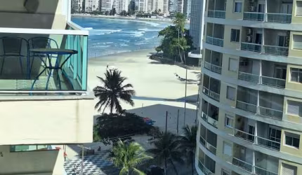 Apartamento mobiliado para venda com 2 dormitórios em Pitangueiras no Guarujá.