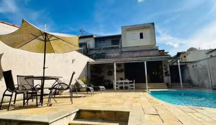 Casa para venda com 4 dormitórios e piscina no Parque Santana em Mogi das Cruzes