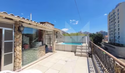 Casa com 3 quartos à venda na Rua Bueno de Paiva, Méier, Rio de Janeiro, 261 m2 por R$ 760.000
