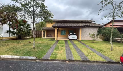 Casa Alto Padrão Cond. Fechado Ponte de Pedra em Guararema!!