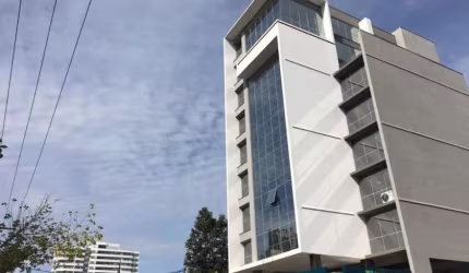 Sala comercial à venda na Rua Sinimbu, 744, Lurdes, Caxias do Sul por R$ 270.000