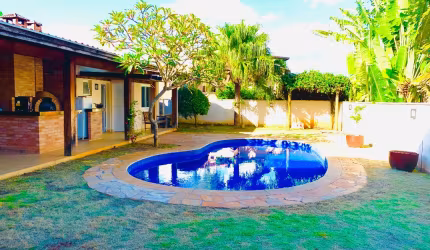 Oportunidade em Sousas – Casa Completa com Área Gourmet e Piscina!
