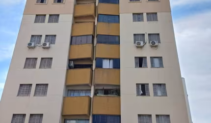 APARTAMENTO, 03 QUARTOS, SACADA, PRÓXIMO PADARIA PANDOR