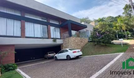 CASA, CONDOMÍNIO, 04 SUÍTES, 05 VAGAS GARAGENS