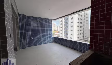 Oportunidade Imperdível: Apartamento de 2 quartos com Suíte, a 400m da Praia!
