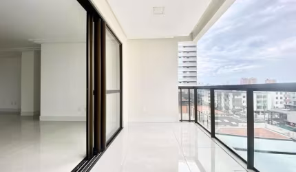 Apartamento para Venda em São José, Kobrasol, 3 dormitórios, 3 suítes, 4 banheiros, 2 vagas