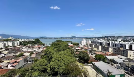 Apartamento para Venda em Florianópolis, Abraão, 3 dormitórios, 1 suíte, 2 banheiros, 2 vagas