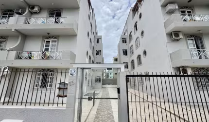 Apartamento para Venda em São José, Kobrasol, 1 dormitório, 1 banheiro