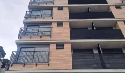 Apartamento para Venda em Florianópolis, Canto, 3 dormitórios, 3 suítes, 4 banheiros, 2 vagas